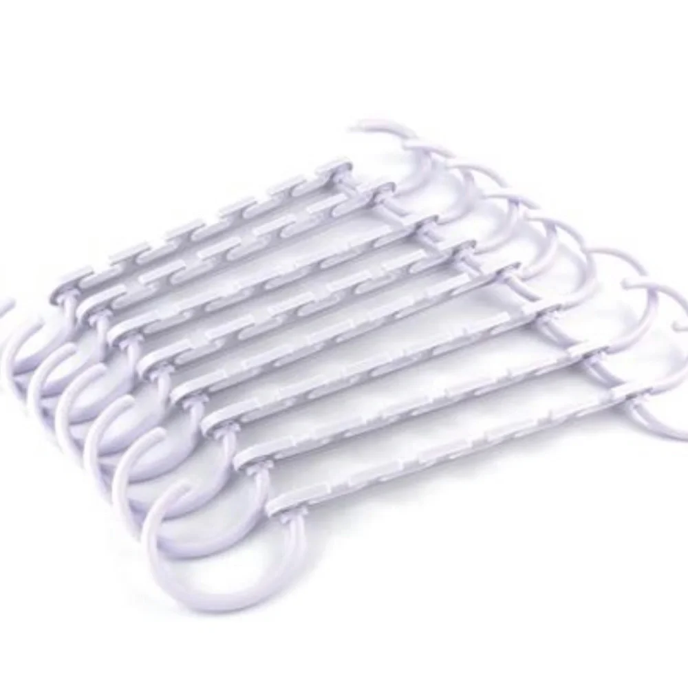 Box of 8 space saving closet hangers